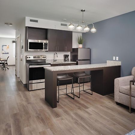 Ferry Pass Stayapt Suites Pensacola-Uwf/Florida Hospital Area מראה חיצוני תמונה