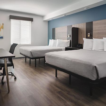 Ferry Pass Stayapt Suites Pensacola-Uwf/Florida Hospital Area מראה חיצוני תמונה
